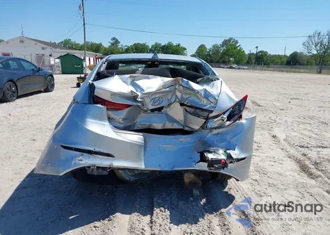 2018 Hyundai Elantra Sel from USA, damaged, VIN 5NPD84LF2JH333709